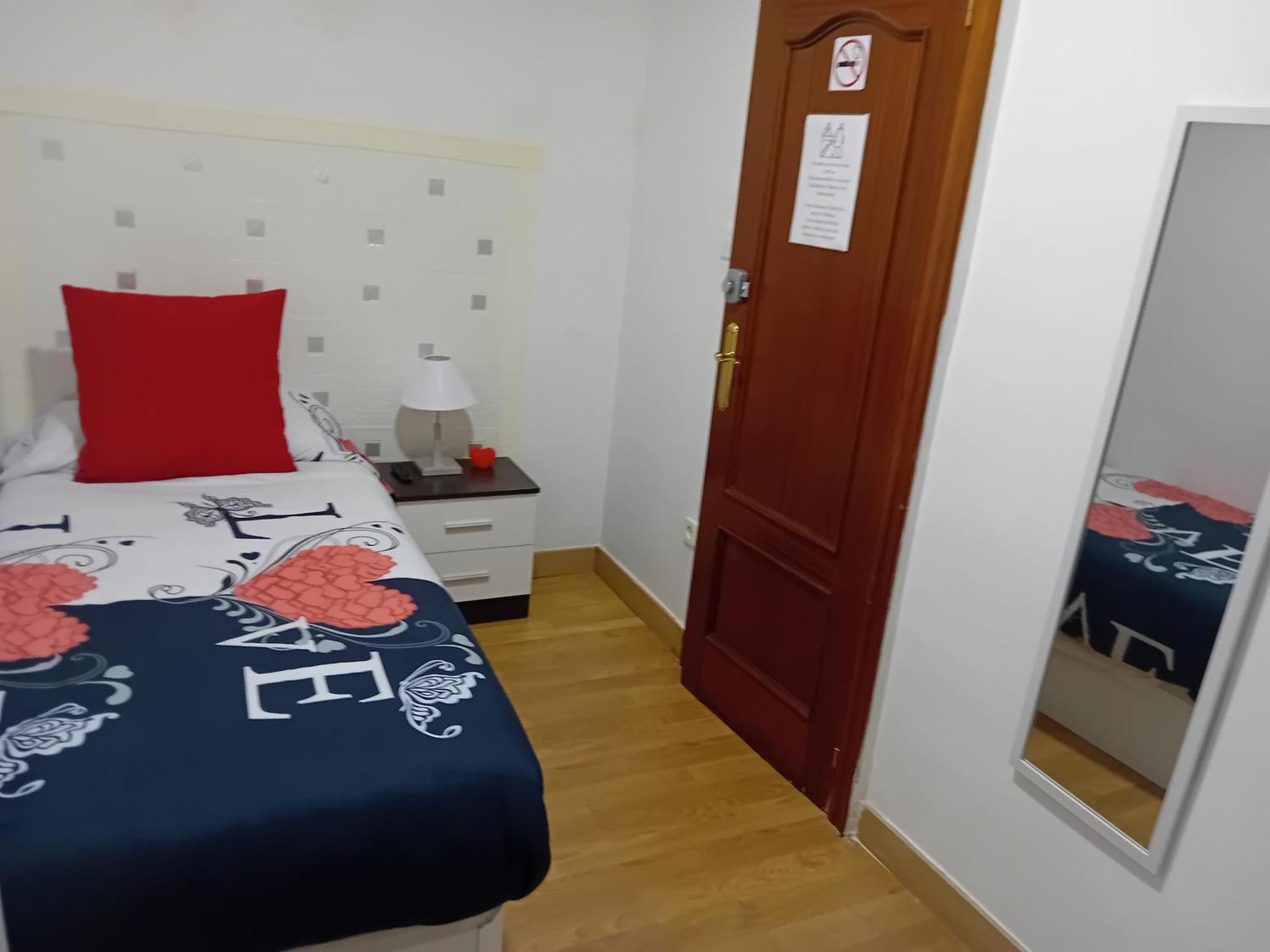 Apartamento Compartido Excelente Ubicacion El Prat de Llobregat Dış mekan fotoğraf