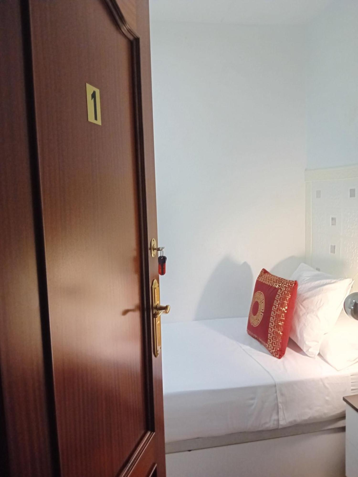 Apartamento Compartido Excelente Ubicacion El Prat de Llobregat Dış mekan fotoğraf