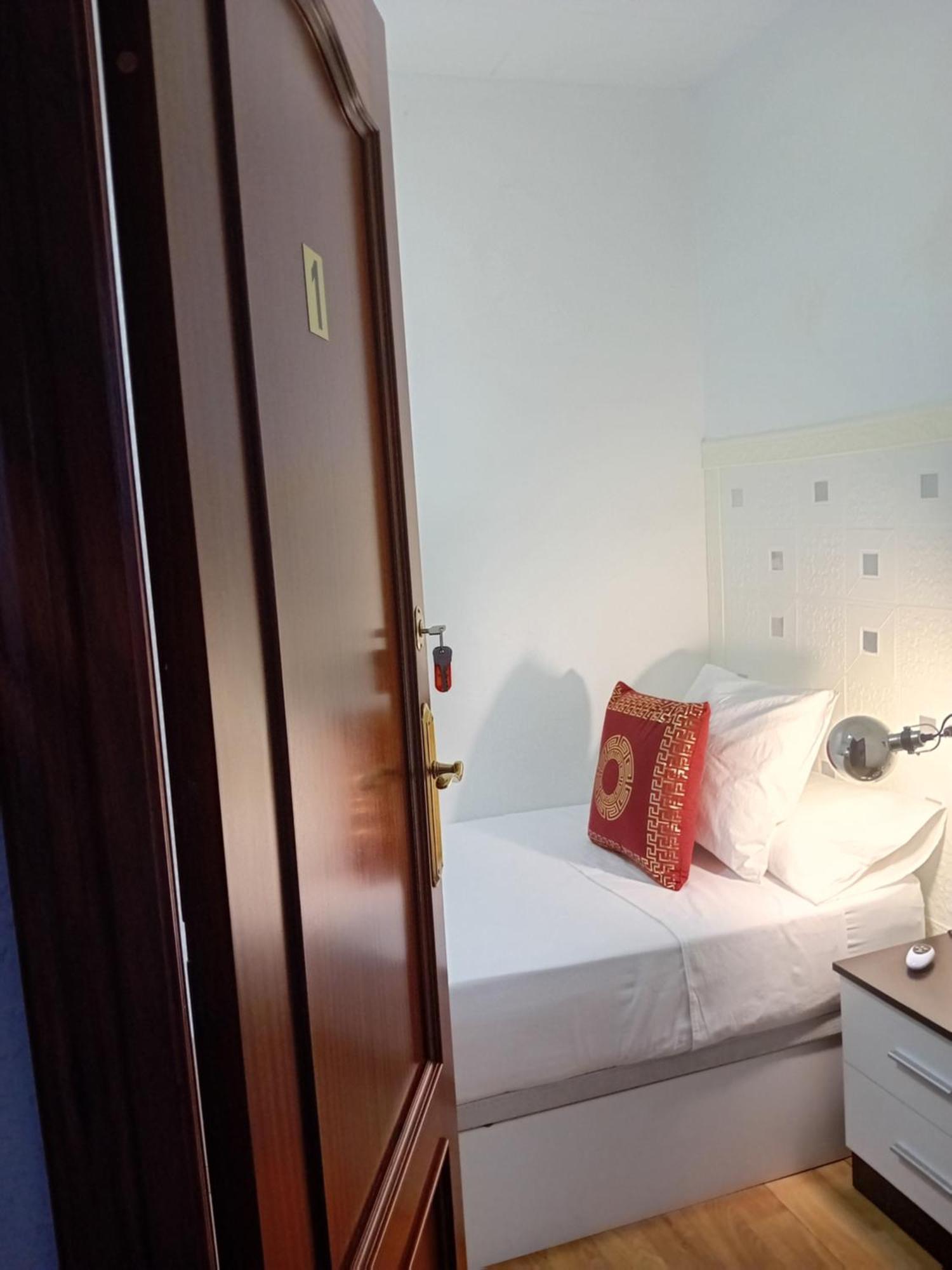Apartamento Compartido Excelente Ubicacion El Prat de Llobregat Dış mekan fotoğraf
