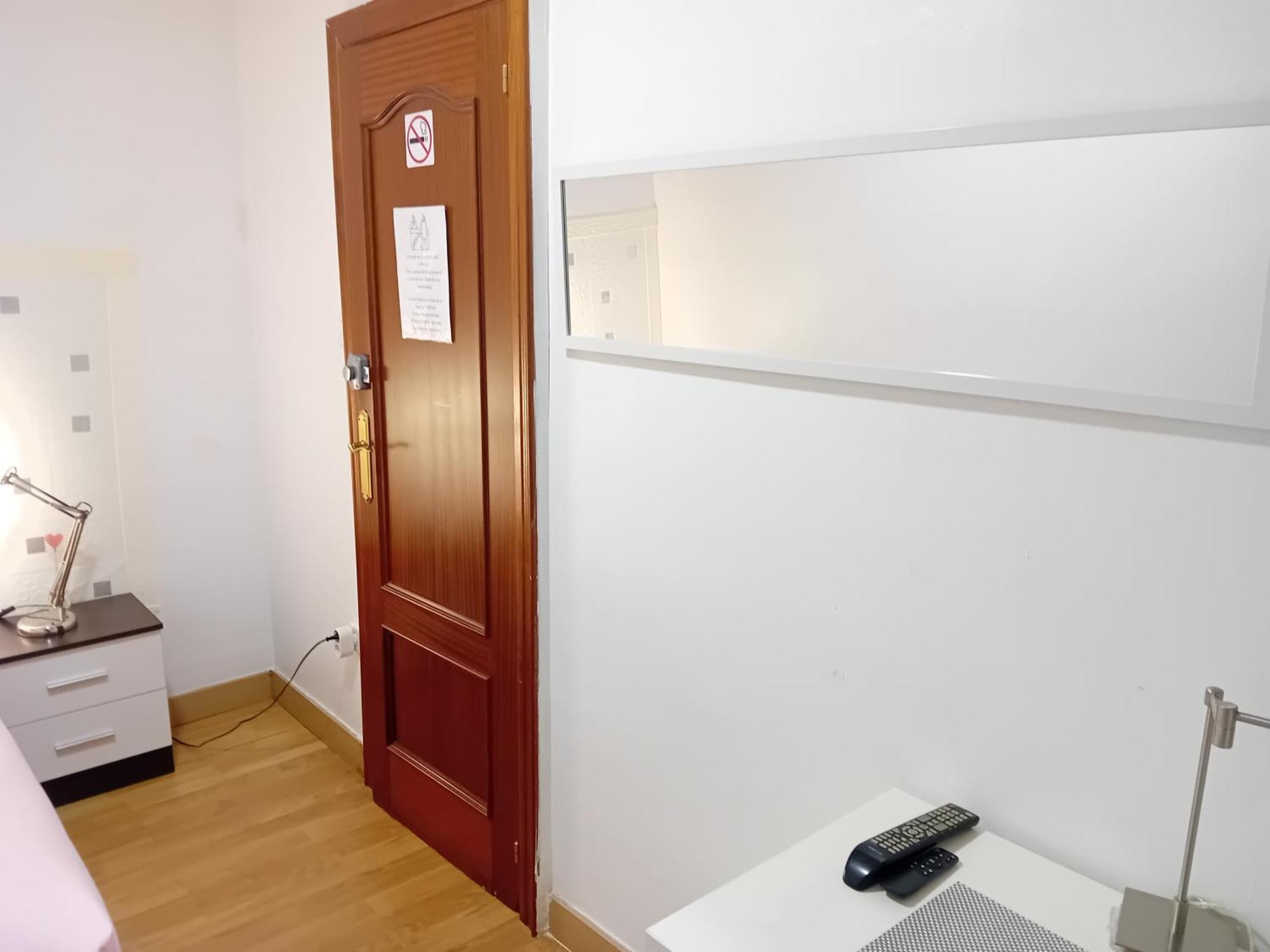 Apartamento Compartido Excelente Ubicacion El Prat de Llobregat Dış mekan fotoğraf